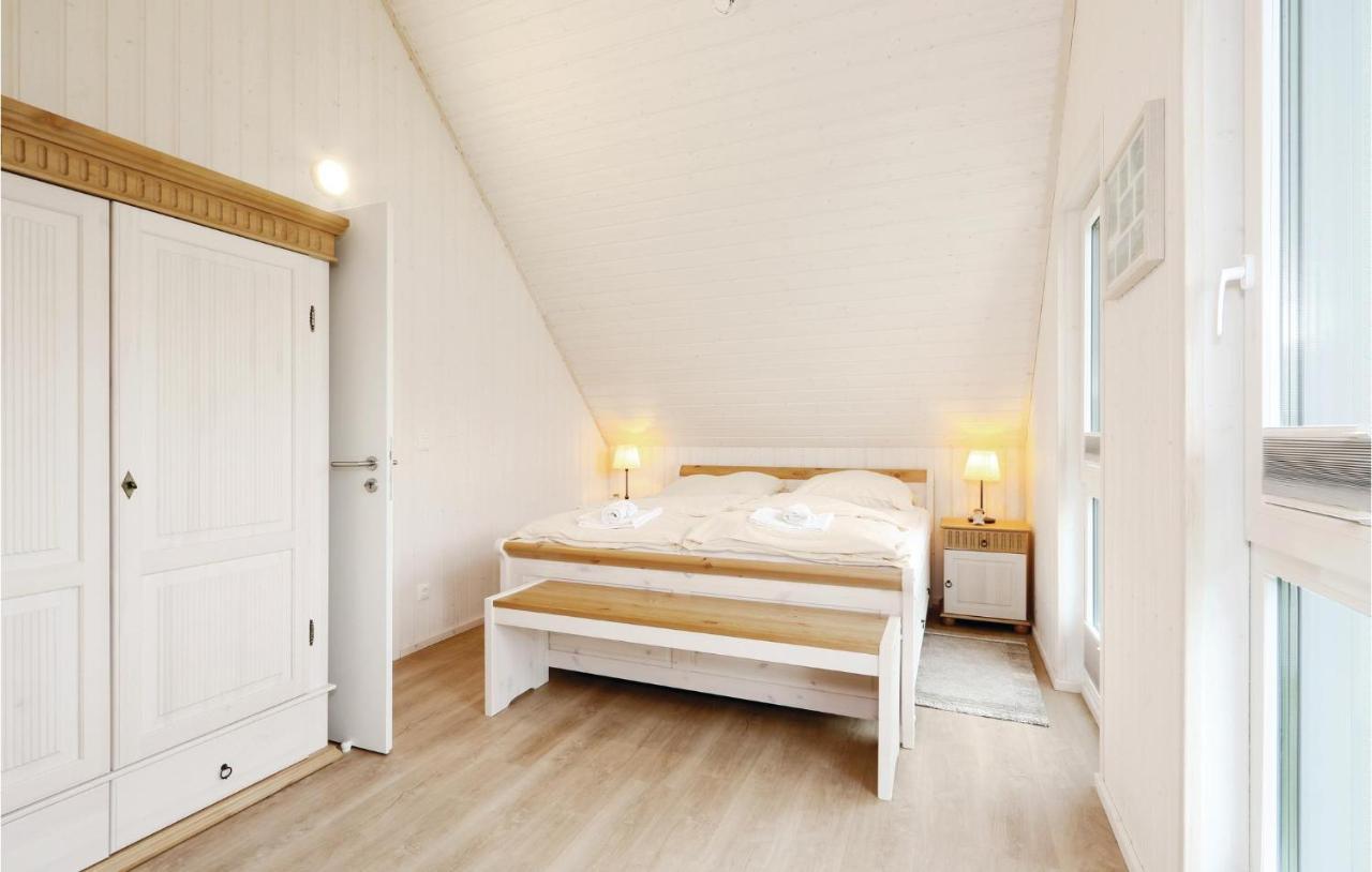 Nice Home In Ostseeresort Olpenitz With Kitchen Exteriör bild